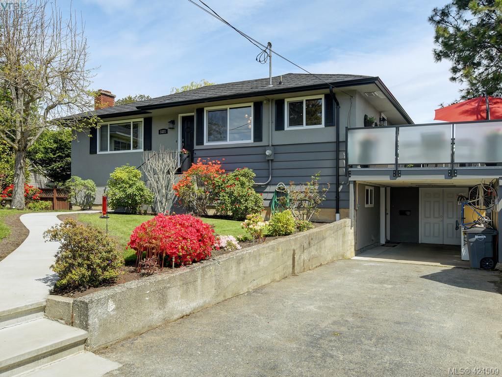 I have sold a property at 3321 Keats ST in VICTORIA

